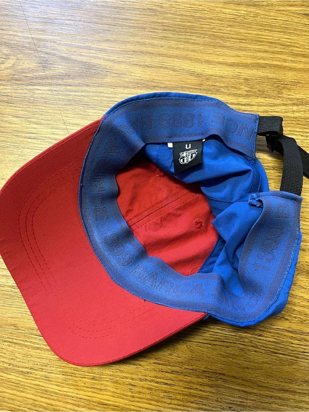FC Barcelona El Cant del Barca Hat Cap and Navy Striped Fringe Knit Scarf Set